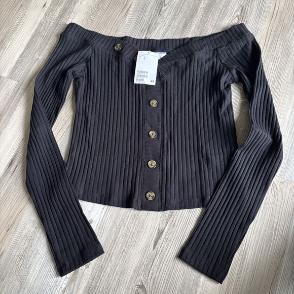 NWT H&M Off The Shoulder Long Sleeve Button Ribbed Shirt Size Medium - Picture 1 of 10